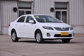 2013款丰田卡罗拉1.6L GL自动至酷版