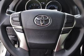 2010款丰田锐志2.5S风度菁华版