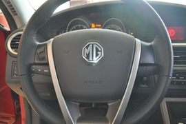 2013款MG6 1.8L自动驾值版