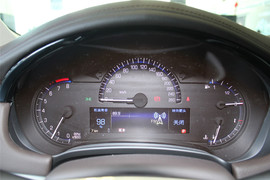 2013款凯迪拉克XTS 2.0T豪华型到店实拍