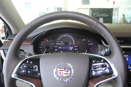 2013款凯迪拉克XTS 2.0T豪华型到店实拍