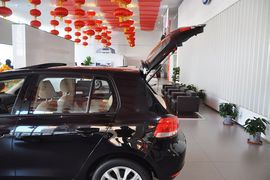 2012款大众高尔夫1.6L手动舒适型