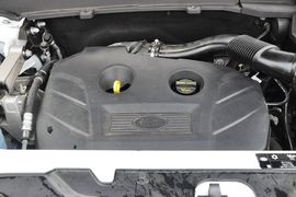 2013款路虎神行者2 2.0T Dynamic限量版
