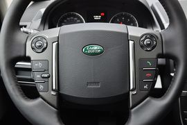 2013款路虎神行者2 2.0T Dynamic限量版
