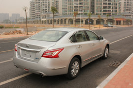 2013款新天籁东莞实拍