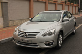 2013款新天籁东莞实拍