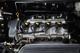 2013款海马普力马1.6L手动7座创想版