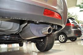 2013款海马普力马1.6L手动7座创想版