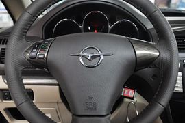 2013款海马普力马1.8L CVT七座尊享版