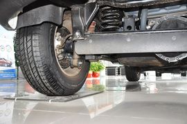 2011款双龙爱腾2.3L四驱豪华版