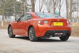 2013款丰田86 2.0L自动豪华版