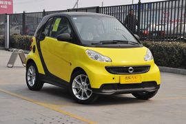 2013款smart fortwo 1.0MHD新年特别版