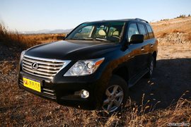 LX570外观