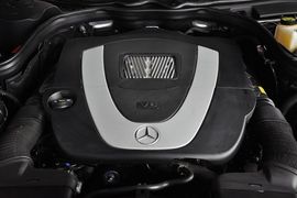 2013款奔驰E300L时尚型