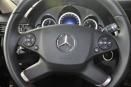 2013款奔驰E300L时尚型