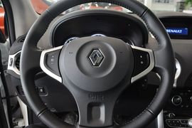 2013款雷诺科雷傲2.5L四驱都市版
