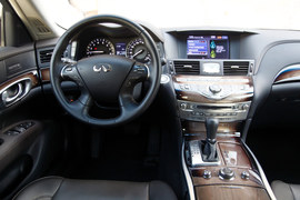 2012款英菲尼迪M25L奢华版试驾实拍