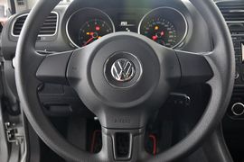 2012款大众高尔夫1.6L手动时尚型