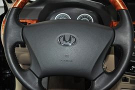 2013款华泰路盛E70 2.0L自动舒适型