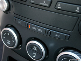 奔腾贺岁版内饰