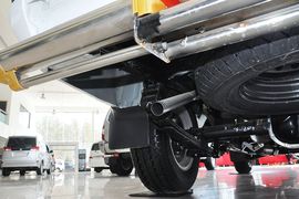 2013款郑州日产D22 KA24两驱标准型