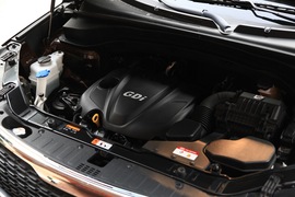 2013款起亚索兰托2.4GDI 7座汽油至尊UVO版试驾