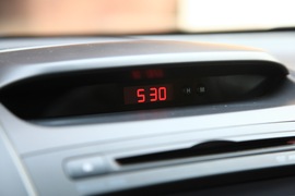 2013款起亚索兰托2.4GDI 7座汽油至尊UVO版试驾