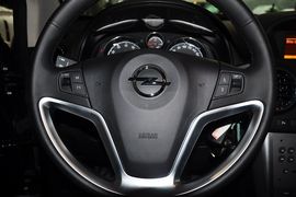 2012款欧宝安德拉2.4L四驱豪华型