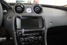 捷豹XJ 2013款巅峰创世版四座实拍