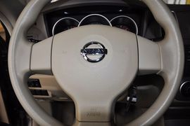 2012款日产轩逸经典1.6XE自动舒适版