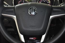 2012款MG5 1.5L手动精英版