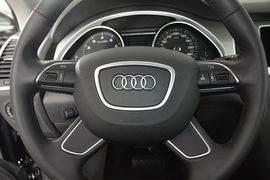 2013款奥迪Q7 35TFSI技术型