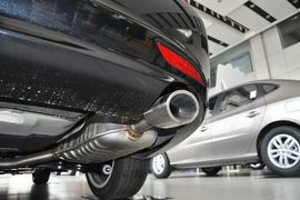 2013款现代索纳塔八2.4GLS自动豪华版