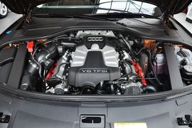2013款奥迪A8L 45TFSI舒适型