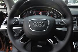2013款奥迪A8L 45TFSI舒适型