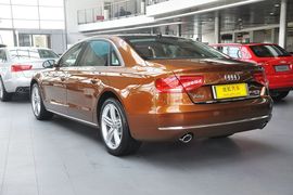 2013款奥迪A8L 45TFSI舒适型