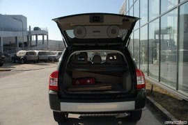 09款JEEP指南者外观