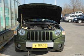 09款JEEP指南者外观