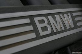 2007款宝马330i