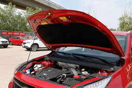 2017款奇瑞瑞虎7 SPORT 1.5T 自动精英版