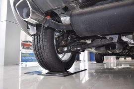 2013款双龙柯兰多2.0L四驱自动精英导航版