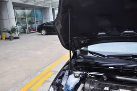2013款沃尔沃V40 2.0T智逸版