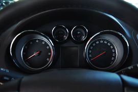 2012款别克君威2.4SIDI旗舰版