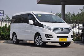 2013款江淮瑞风M5 2.0T自动公务版