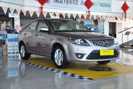 2013款海马福美来1.6L手动旗舰版
