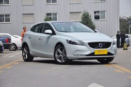 2013款沃尔沃V40 2.0T智尊版