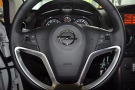 2012款欧宝安德拉2.4L两驱豪华型