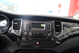 起亚新佳乐2013款2.0L 5座自动舒适版(101758)