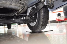 2013款日产NV200 1.6L豪华型