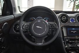 2013款捷豹XJL 3.0SC全景商务版